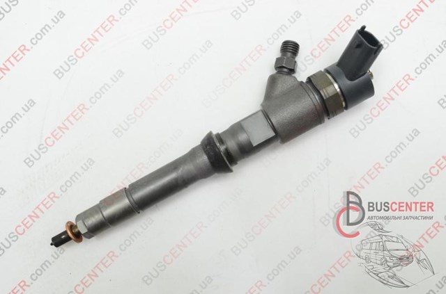 Форсунка дизельна в зборі, розпилювач + тримач 0445110418 BOSCH