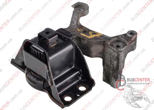 Подушка двигуна передня 11210JD21B NISSAN