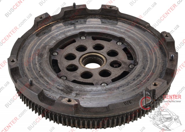 Маховик двигуна 1932320 FORD