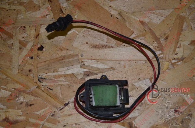 Регулятор оборотів пічки 7701050325 VALEO