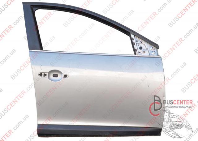 Дверка передня права 801009742R RENAULT