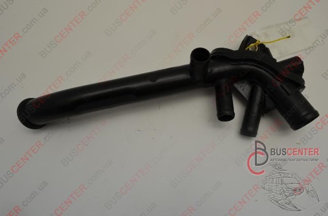 Патрубок системи охолодження 8200110038 RENAULT