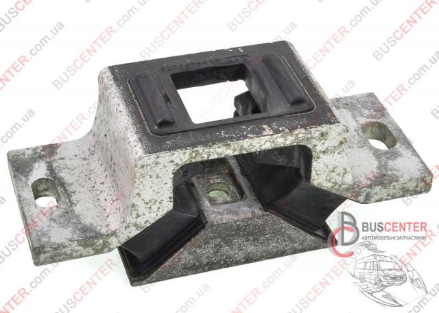 Ліва подушка двигуна 8200676857 RENAULT