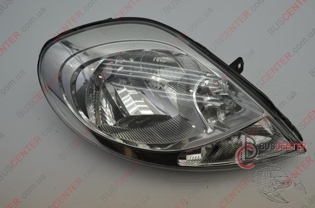 Фара правая 8200701356 RENAULT