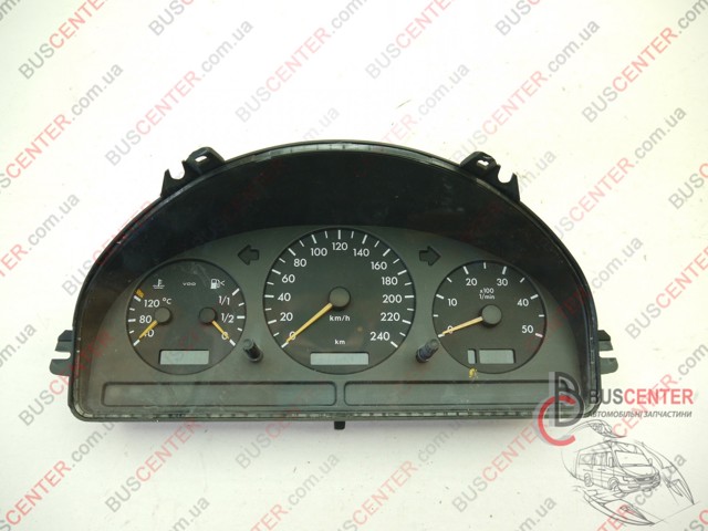 Приладова дошка-щиток приладів A1635404011 MERCEDES