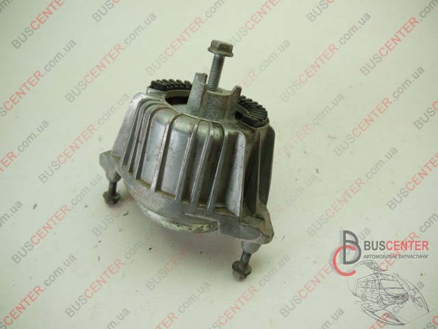 Права опора двигуна A2122406417 MERCEDES