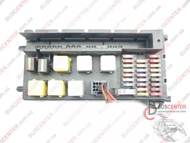 Коробка запобіжників A9065454401 MERCEDES