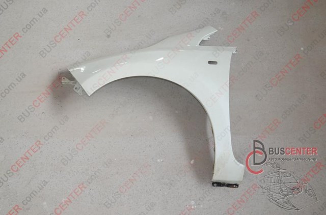 Переднє ліве крило FCA013NAMA NISSAN