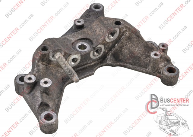 Кронштейн подушки (опори) двигуна, правої GK2Q6030AA FORD