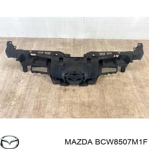 Решітка переднього бампера, внутрішня права BCW8507M1F MAZDA