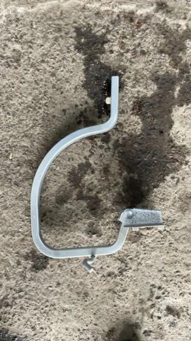 Петля кришки багажника 5C6827302D VAG