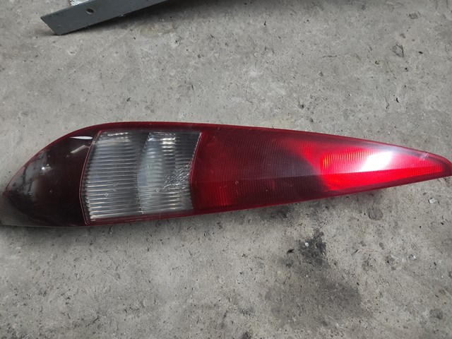 Задня ліва фара 1S7113405C FORD