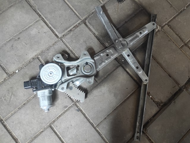 Мотор склопідйомника дверей задніх, правих 5713A257 MITSUBISHI