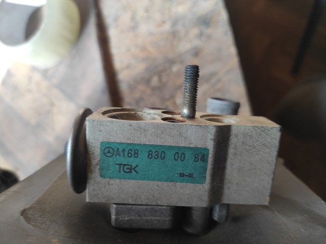 Клапан TRV, кондиціонера A1688300084 MERCEDES