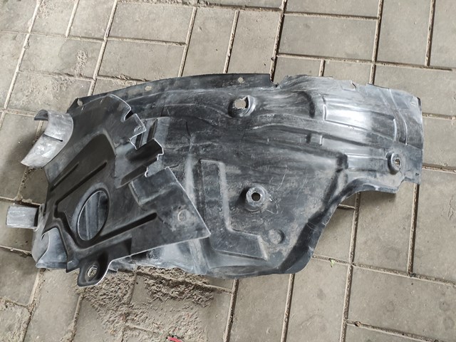 Підкрилок переднього крила, правий GAA956130 MAZDA