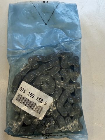 Привід распредвала 07K109158B VAG
