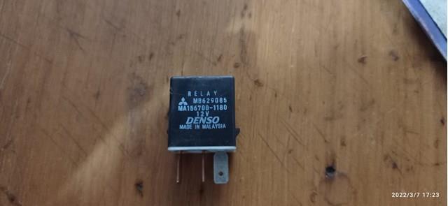 Реле стартера MB629085 MITSUBISHI