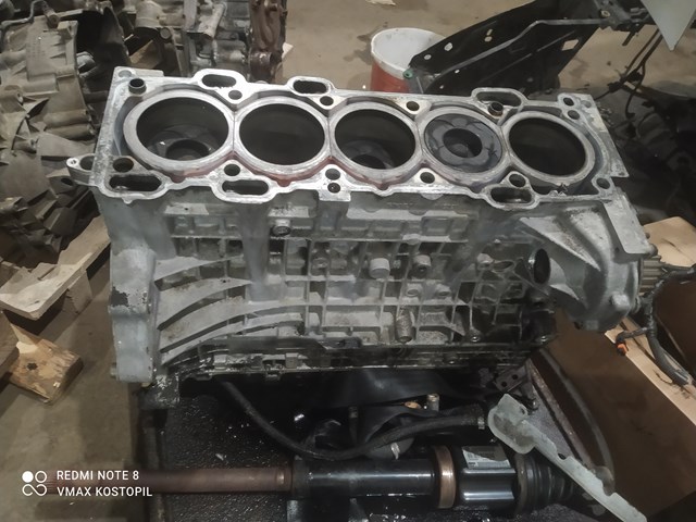 Блок циліндрів 08653865 VOLVO