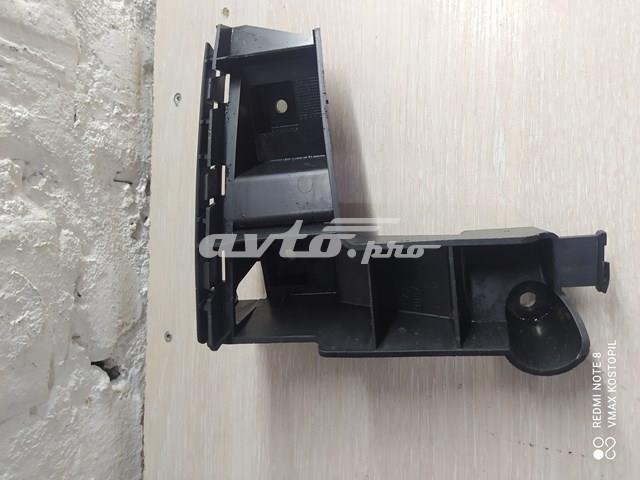 Кронштейн бампера заднього, правий 30678651 VOLVO