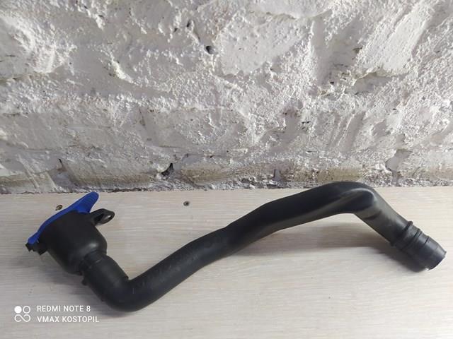 Горловина бачка омивача 30699202 VOLVO