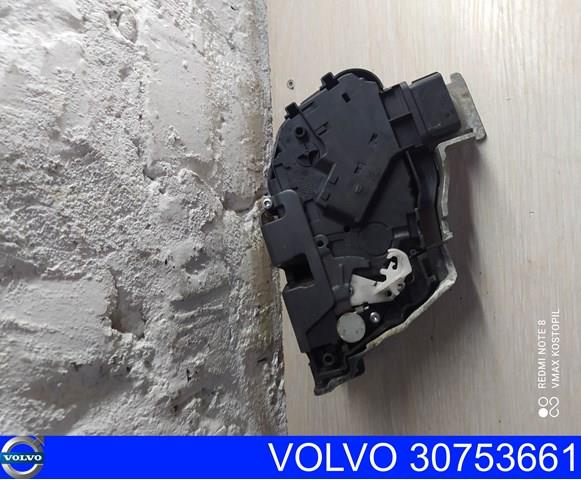 Замок двері правої передньої 30753661 VOLVO