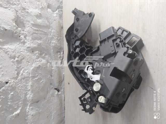 Замок задньої двері, лівої 30799324 VOLVO