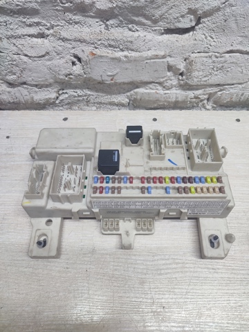 Коробка запобіжників 31268178 VOLVO