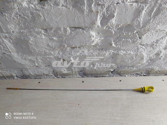 Щуп рівня масла в двигуні Volvo S80 2