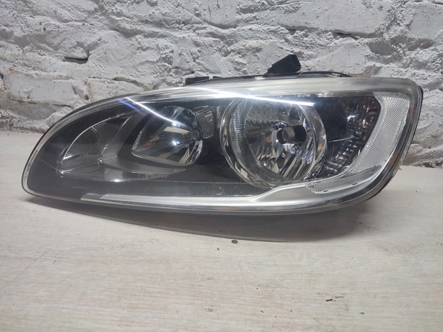 Оптика 31358099 VOLVO