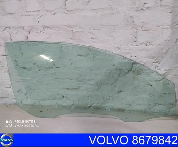 Скло передньої правої двері 8679842 VOLVO