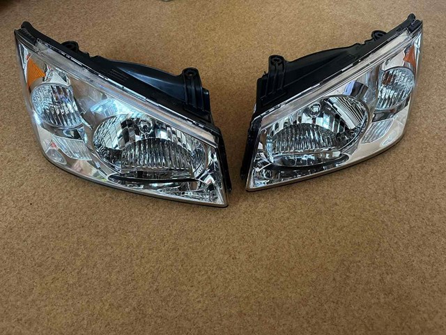 Фара ліва 921012F000 HYUNDAI