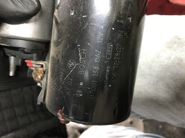 Стартер автомобільний 0001138062 BOSCH