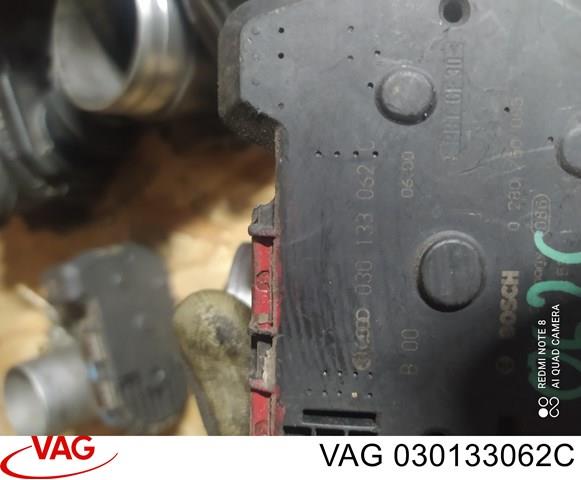 Дросільна заслінка в зборі 030133062C VAG