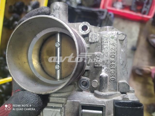 Дросільна заслінка в зборі 03C133062A VAG