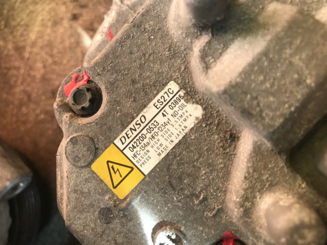 Насос кондиціонера 0422000533 TOYOTA