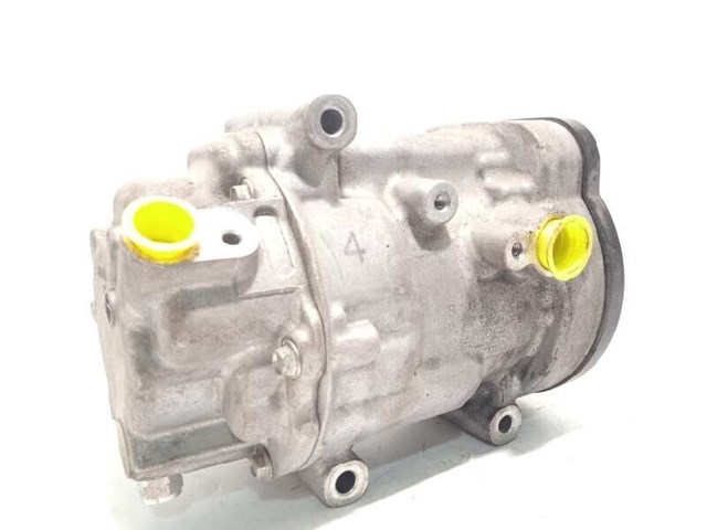 Компресор кліматичної установки 0424000370 TOYOTA