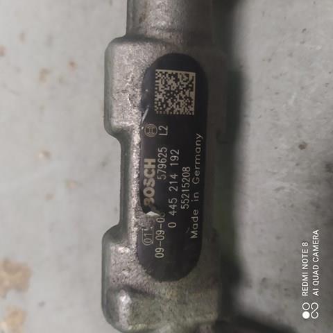 Рампа форсунок системи упорскування палива 0445214192 BOSCH