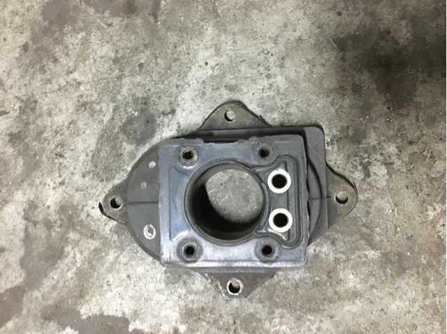 Фланець карбюратора 050129761 VAG
