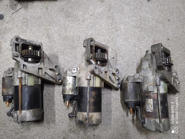 Стартер двигуна Додж Caliber SXT