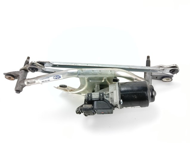 Мотор трапеції склоочисника 064300023010 MAGNETI MARELLI