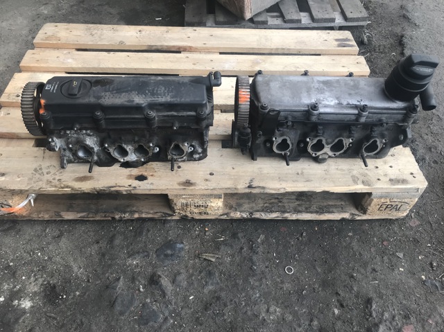 Головка циліндрів 06B103373T VAG
