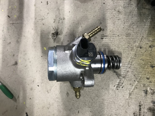 Насос паливний високого тиску (ПНВТ) - DIESEL 079127025T VAG