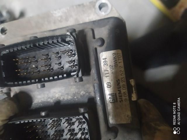 Блок двигуна 09117394 OPEL