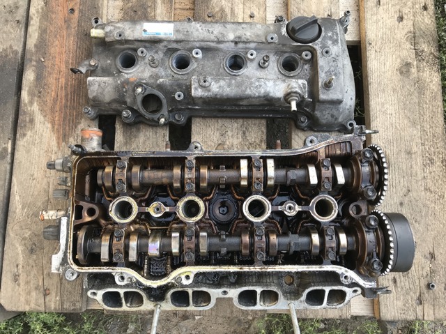 Головка блоку циліндрів 1110128021 TOYOTA