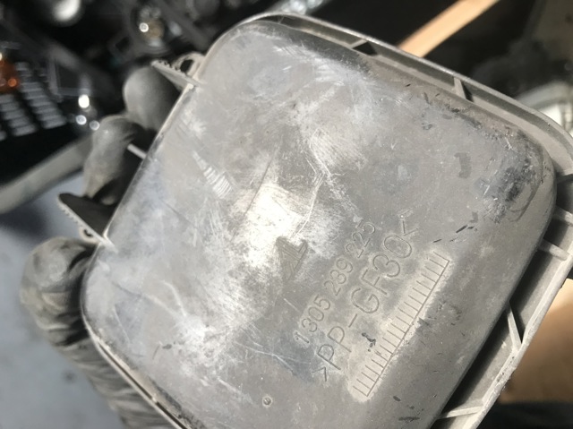 1305239225 VAG