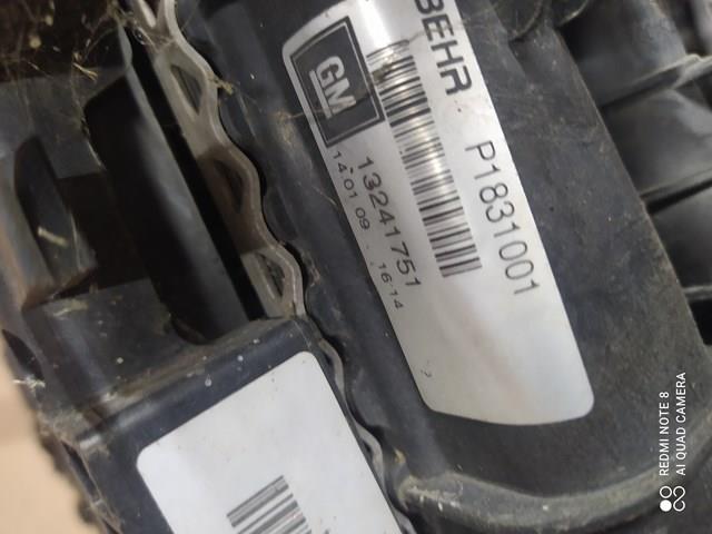 Охолоджувач наддувочного повітря 13241751 OPEL