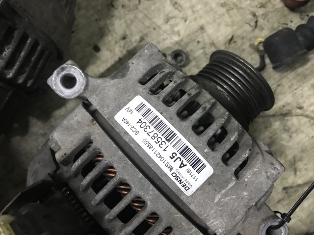 Генератор 13587304 OPEL