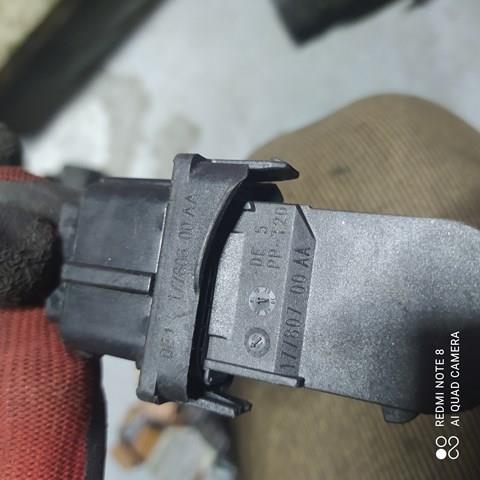 Підаль газу 17780700AA VAG