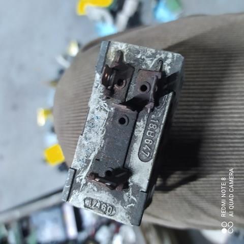 Електропідігрівач повітря системи опалення салону 18B647 FORD