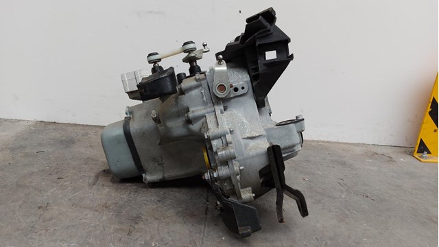 Ручна коробка передач 20A701 PEUGEOT